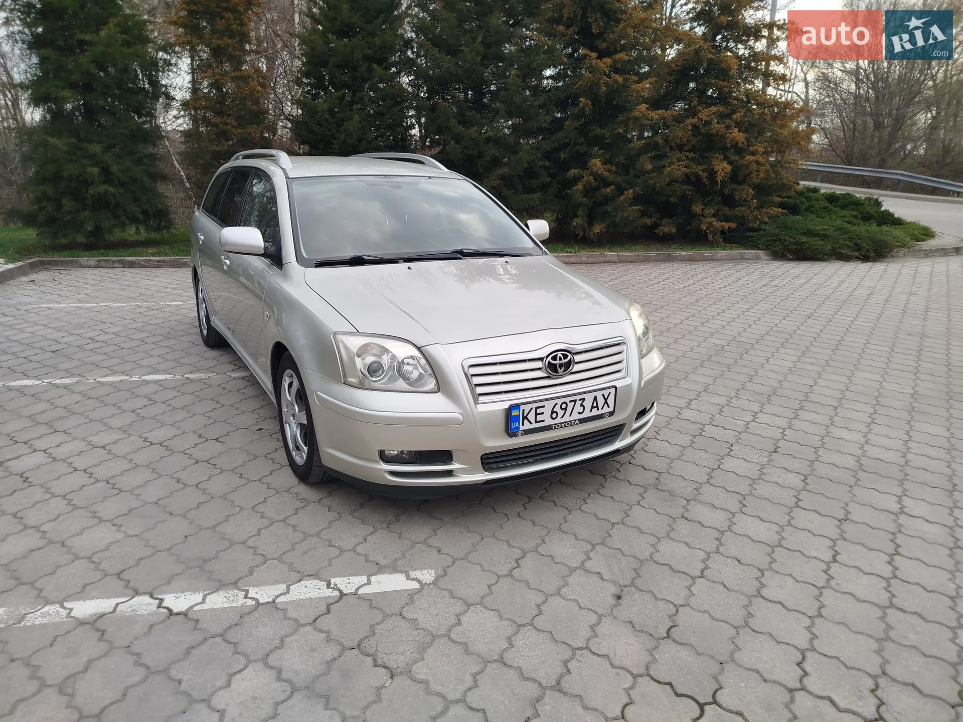 Toyota Avensis, 2005