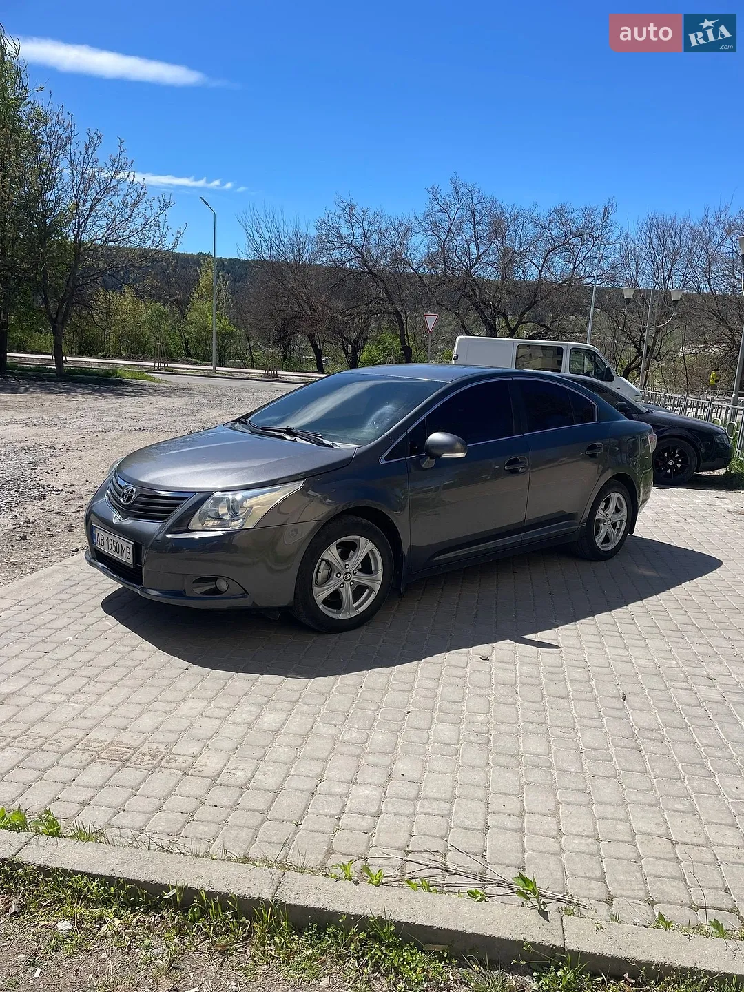 Toyota Avensis, 2011