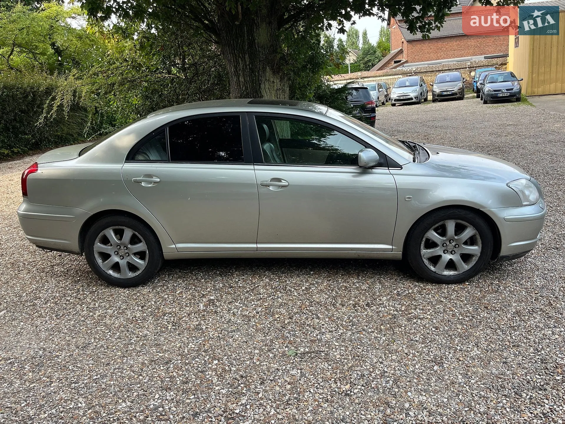 Toyota Avensis, 2003