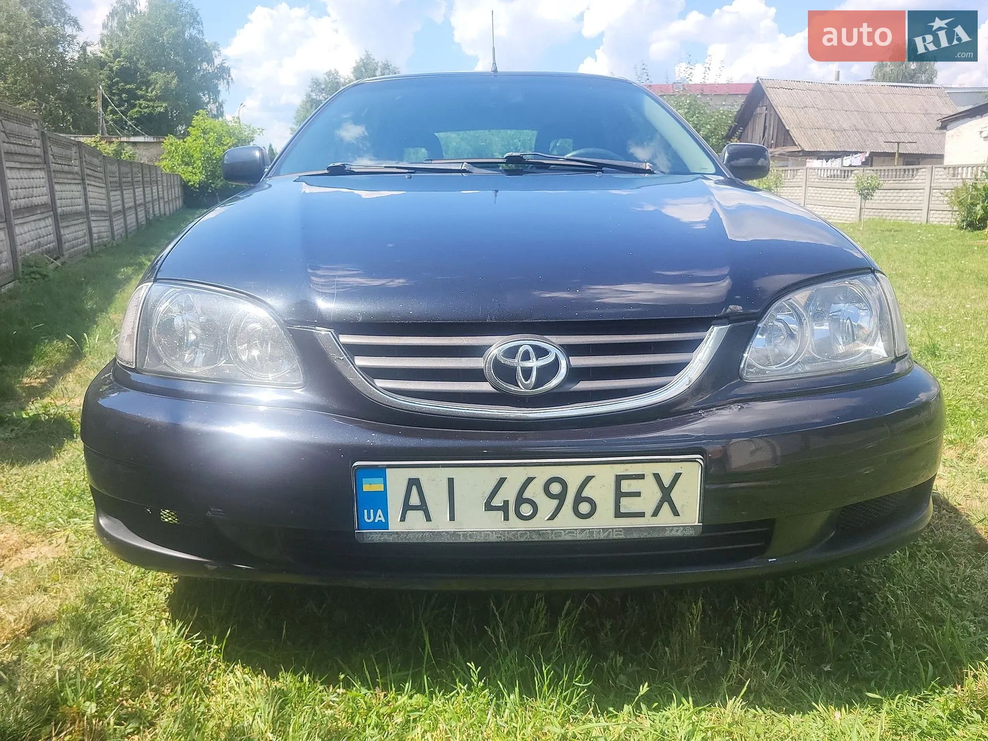 Toyota Avensis, 2002