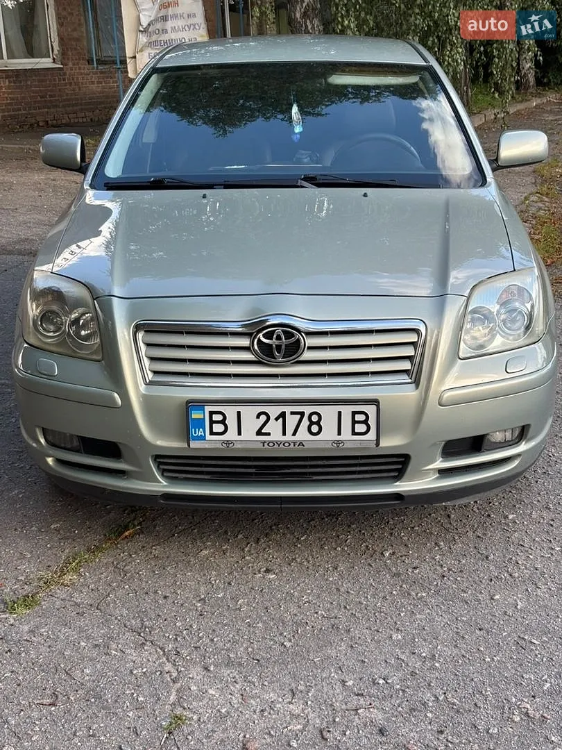 Toyota Avensis, 2005