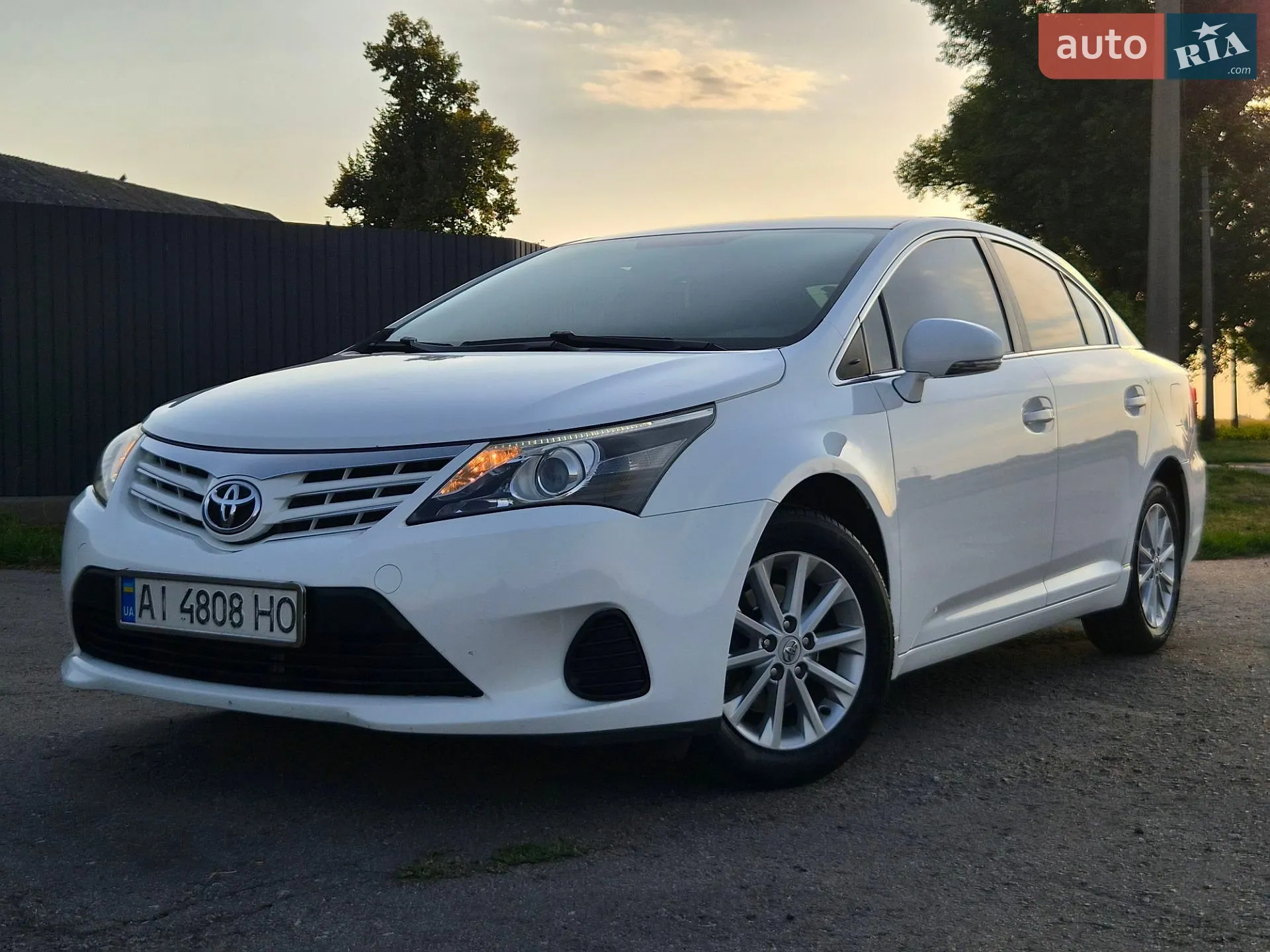 Toyota Avensis, 2012