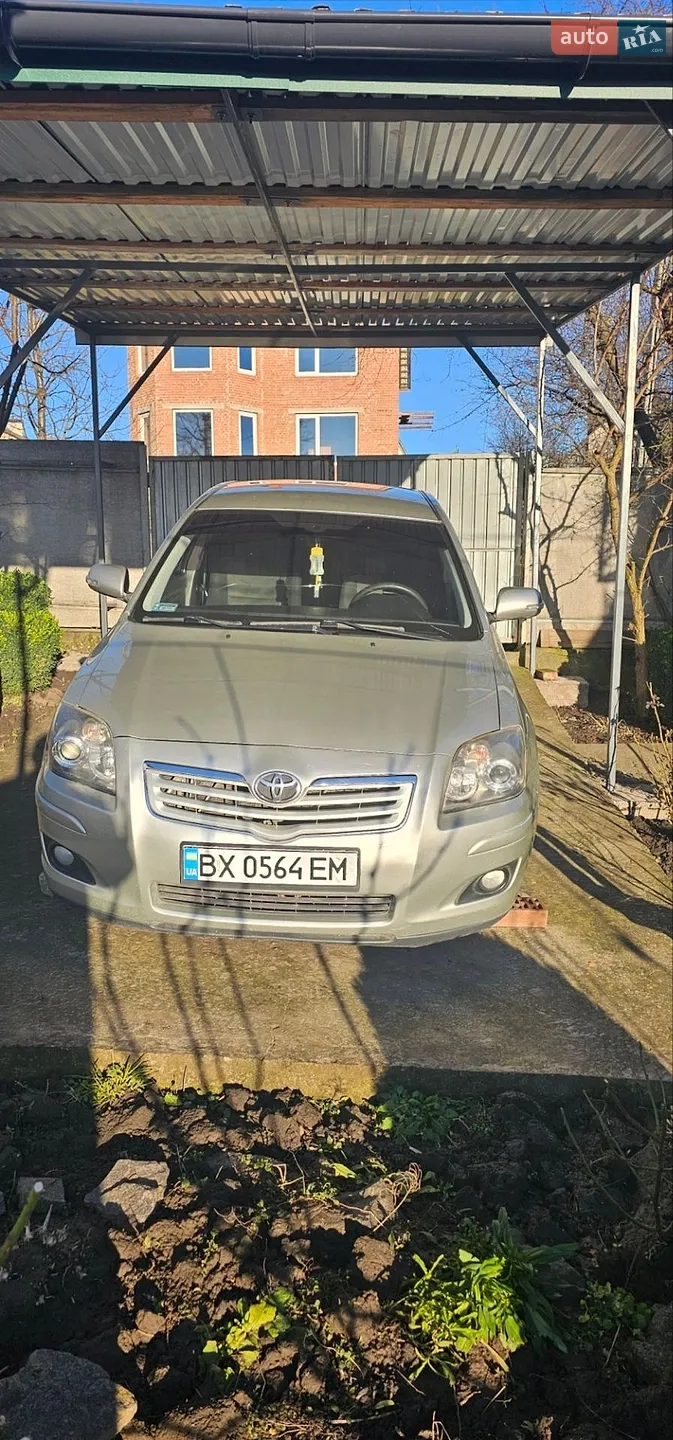 Toyota Avensis, 2006