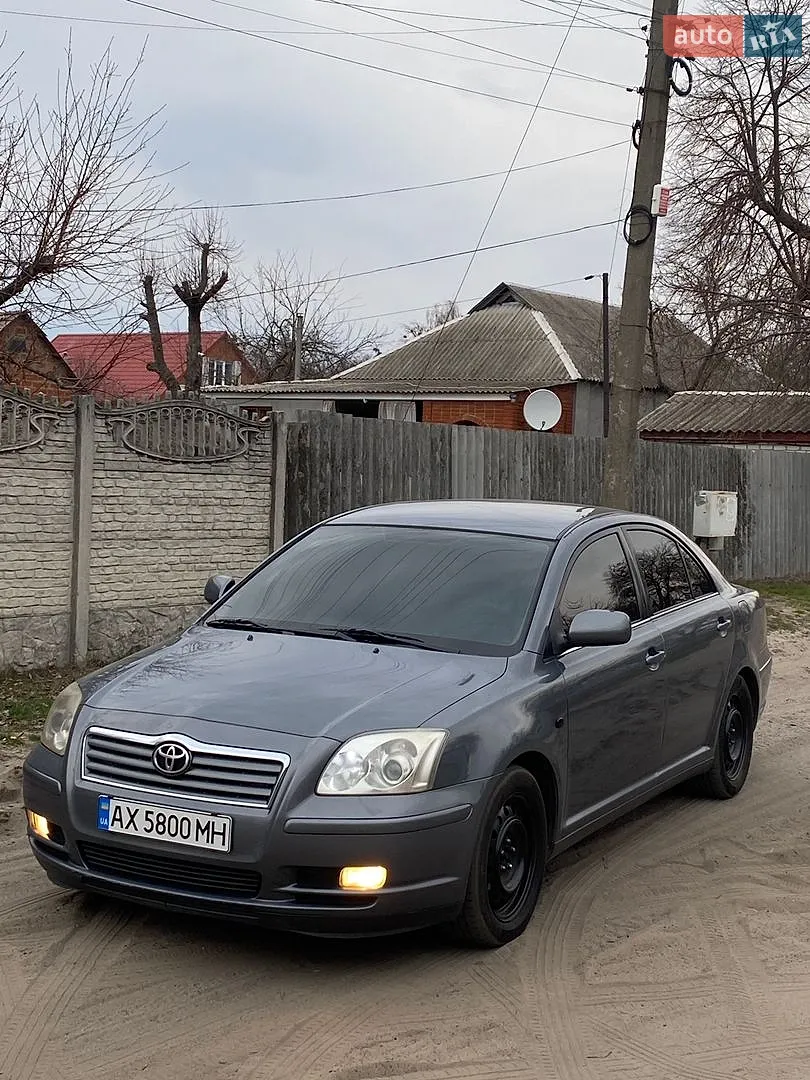 Toyota Avensis, 2003