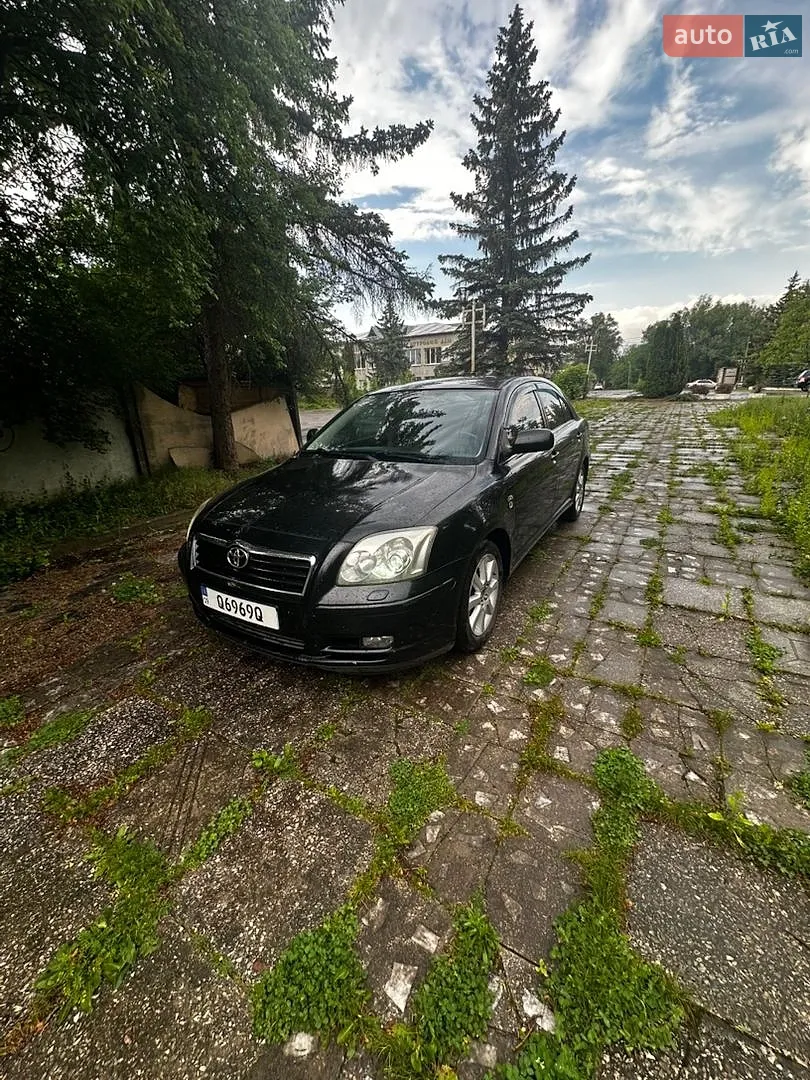 Toyota Avensis, 2005