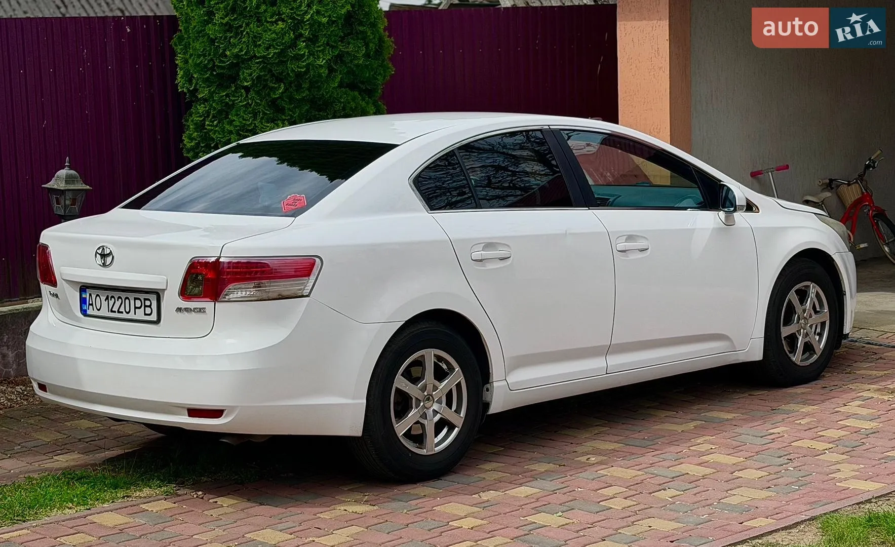 Toyota Avensis, 2009