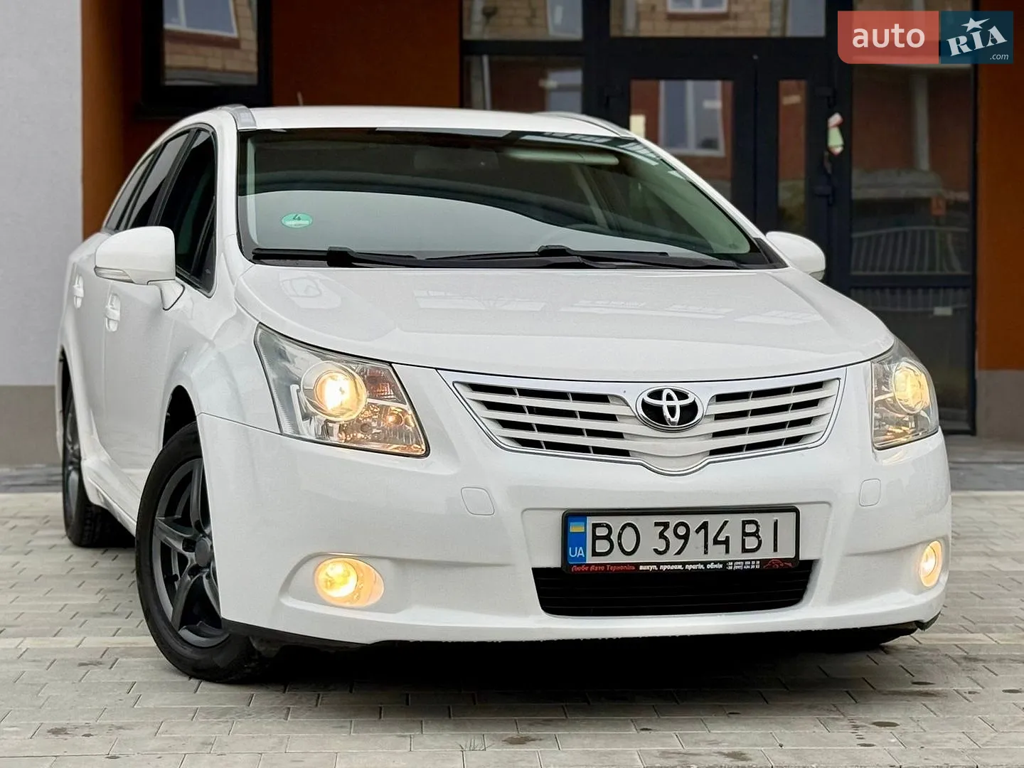 Toyota Avensis, 2011