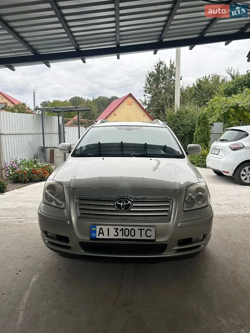 Toyota Avensis, 2004