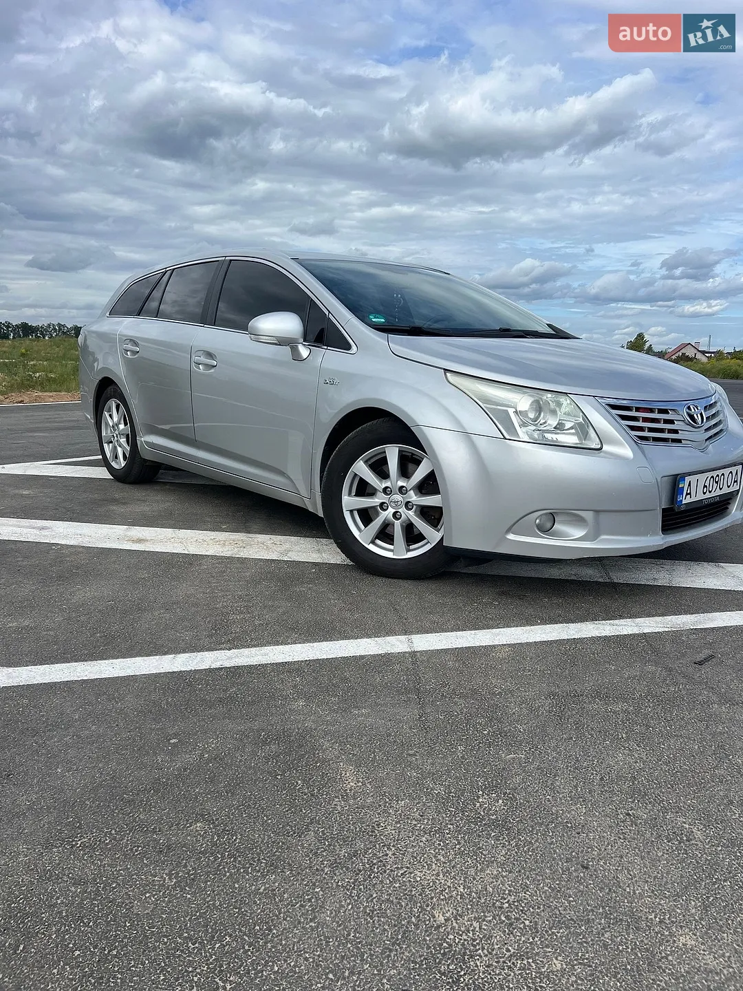 Toyota Avensis, 2010