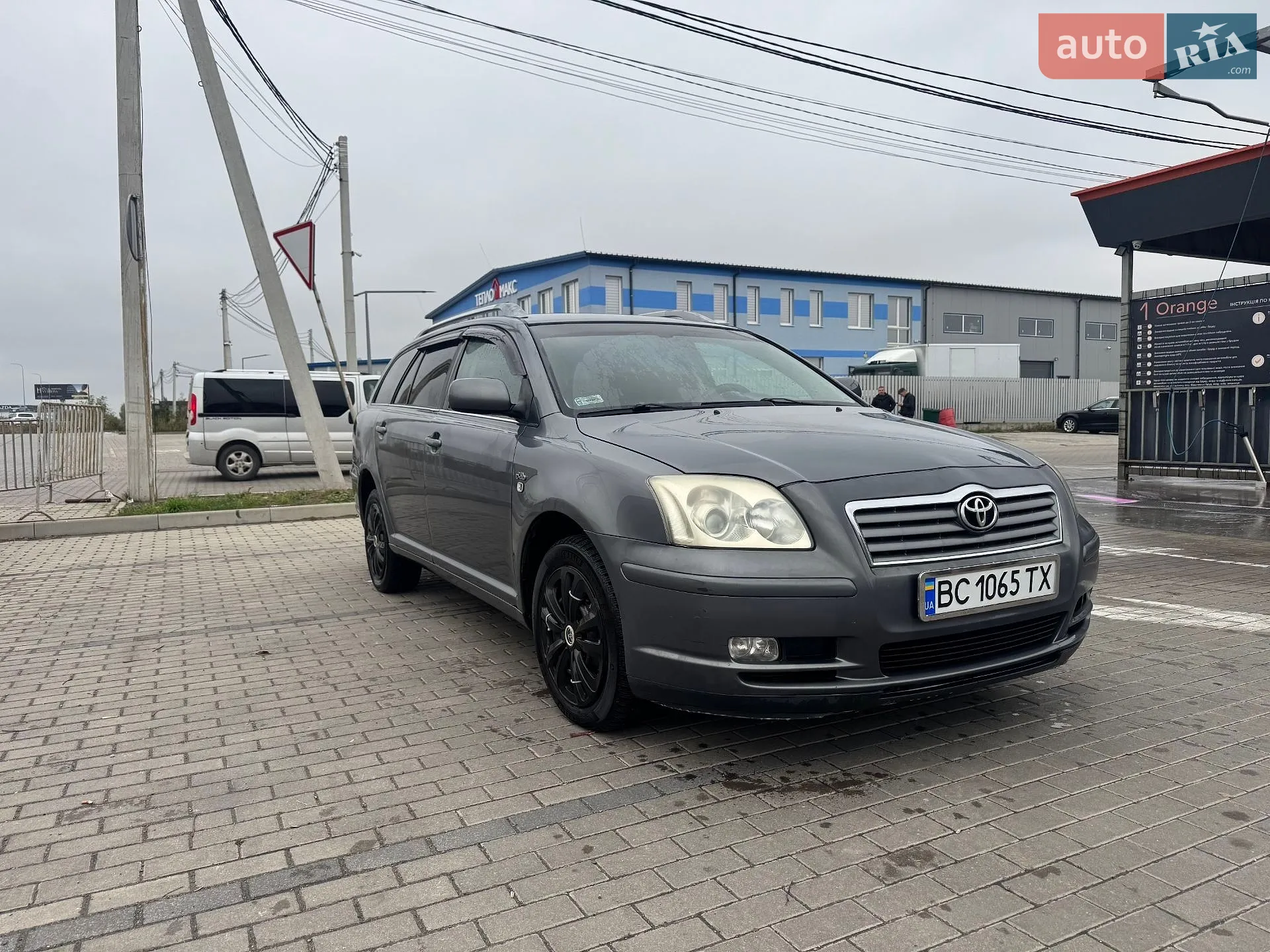 Toyota Avensis, 2004