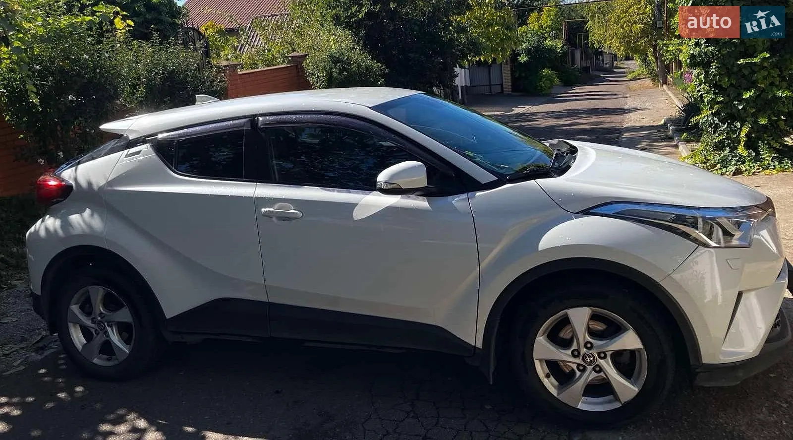 Toyota C-HR, 2017