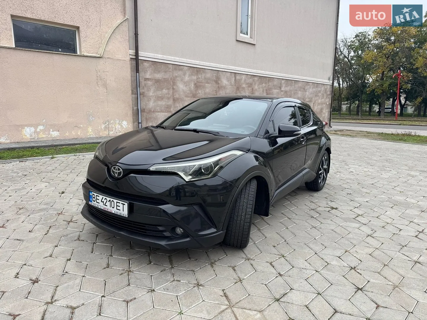 Toyota C-HR 2017 — 1