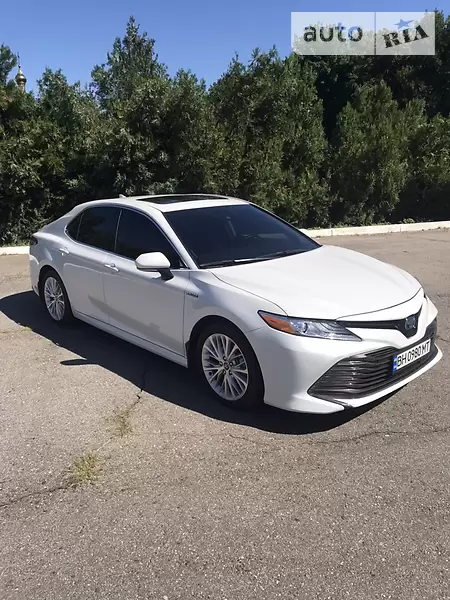Toyota Camry, 2020