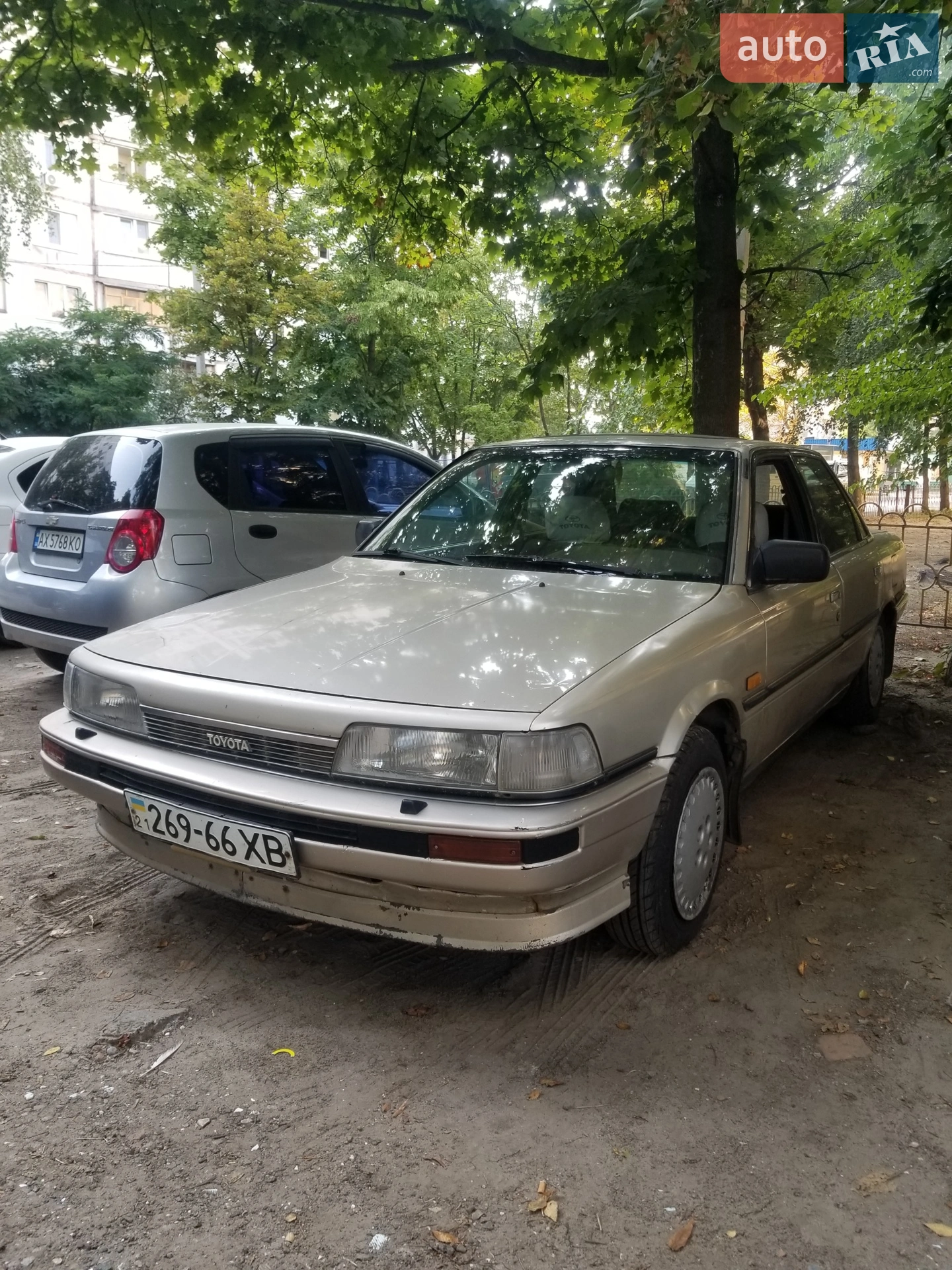 Toyota Camry, 1989
