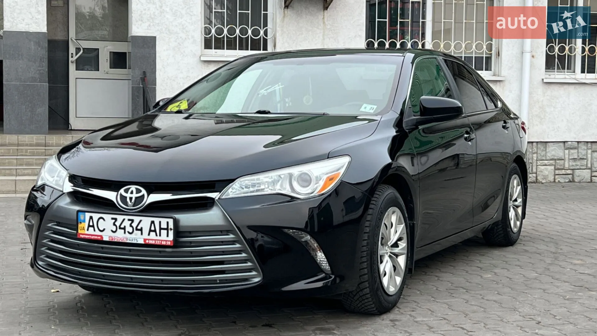 Toyota Camry, 2015