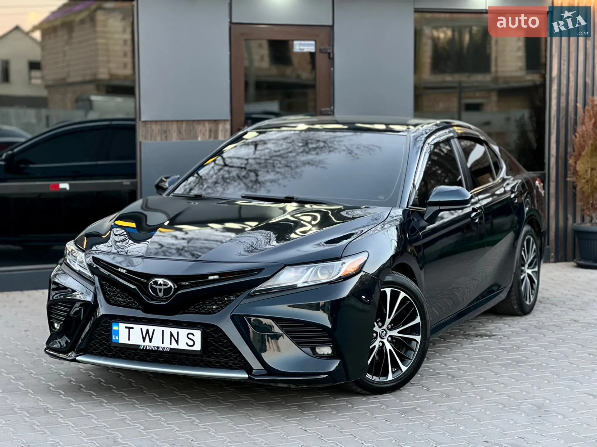 Toyota Camry, 2017