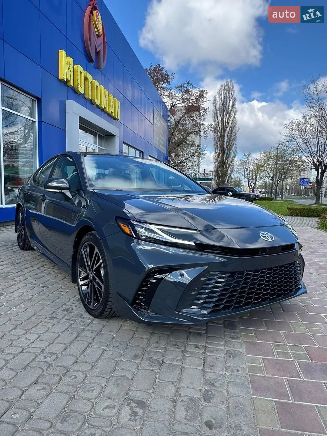 Toyota Camry, 2024