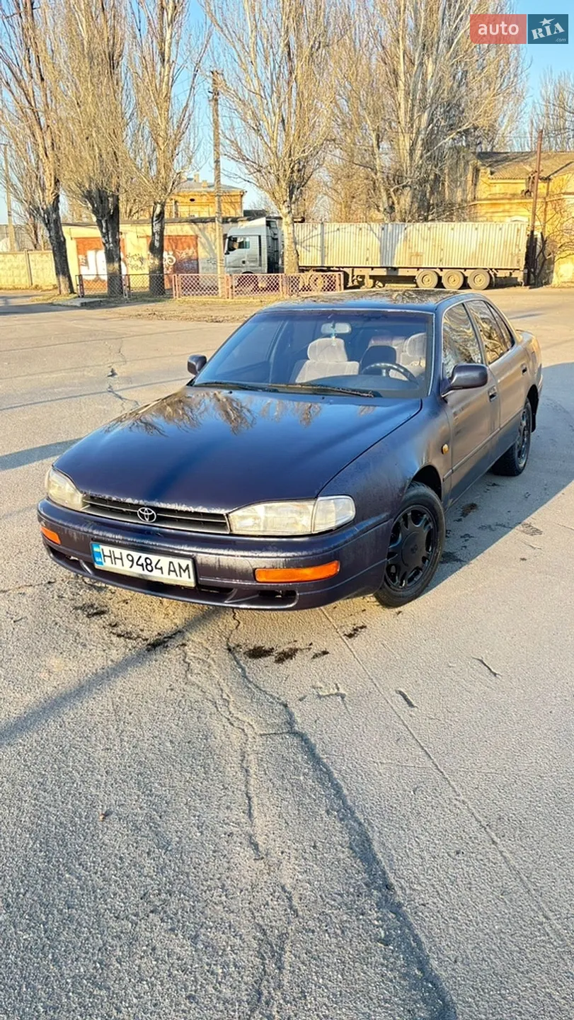 Toyota Camry, 1992