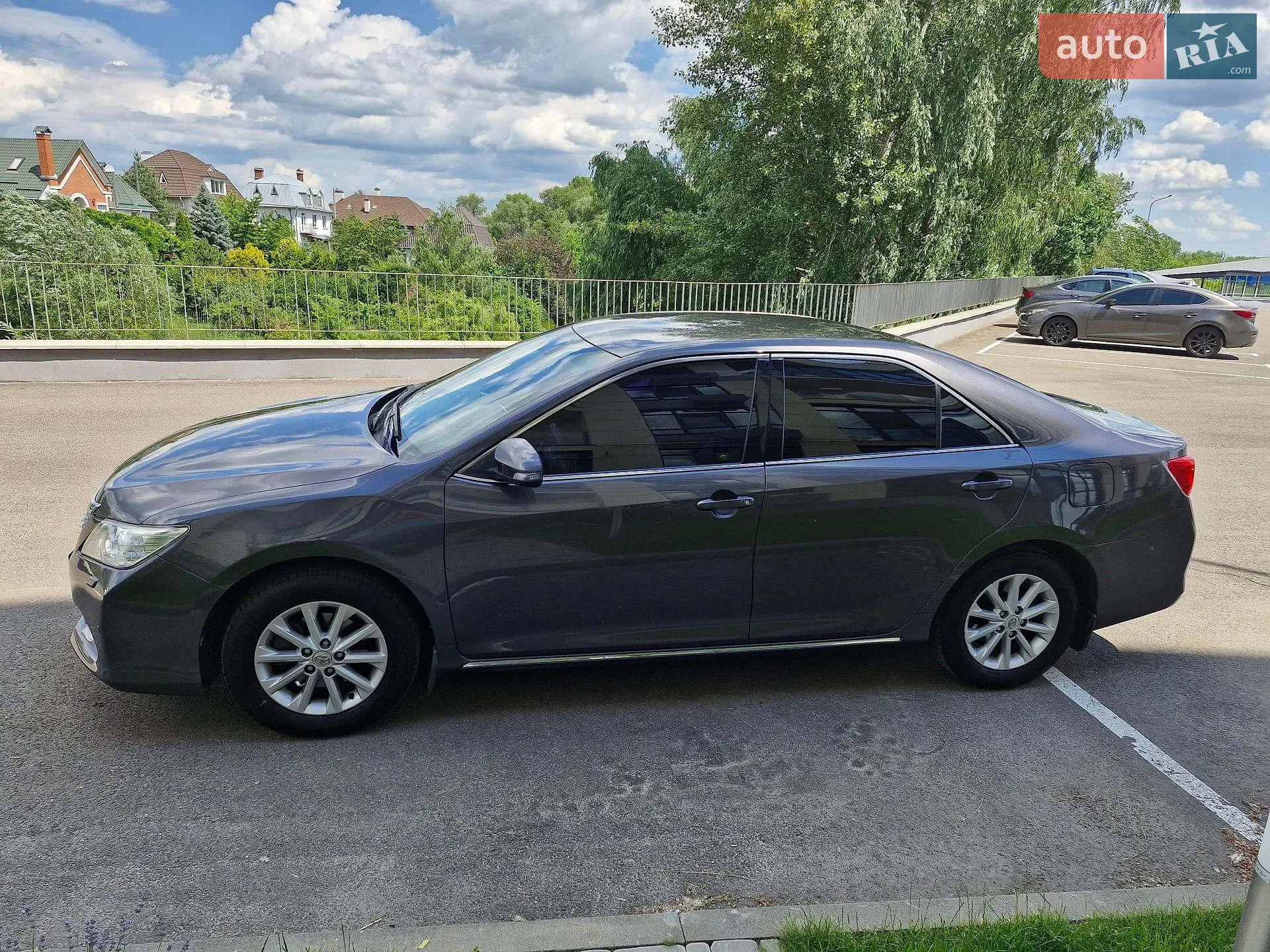 Toyota Camry, 2012