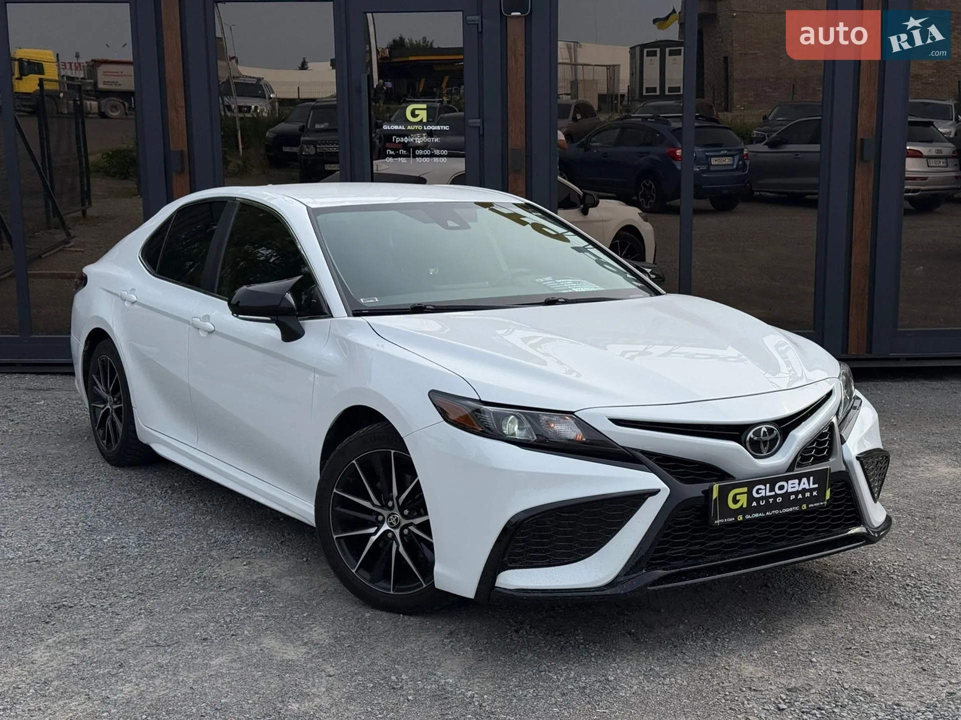 Toyota Camry, 2022