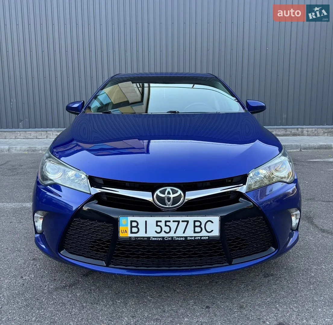 Toyota Camry, 2015