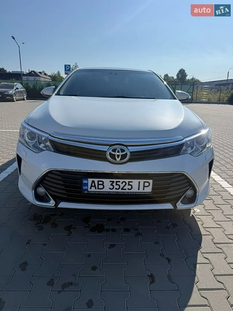 Toyota Camry, 2015