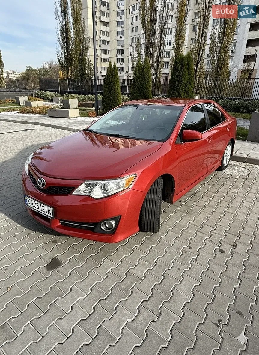 Toyota Camry, 2012