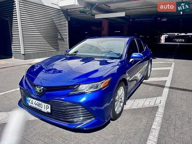 Toyota Camry, 2017