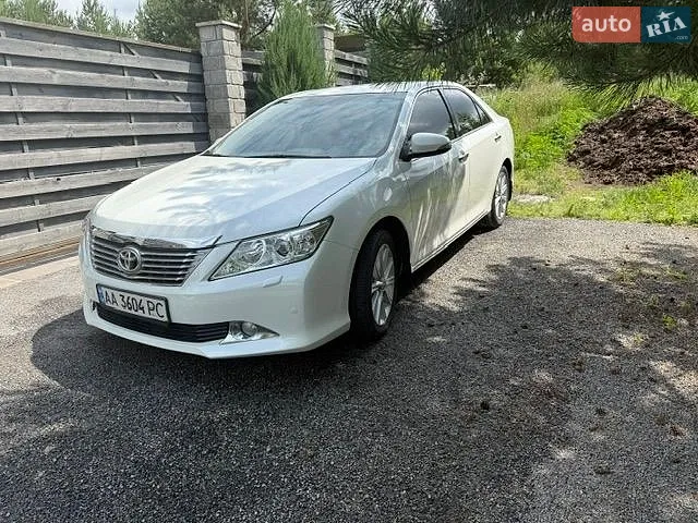 Toyota Camry, 2014