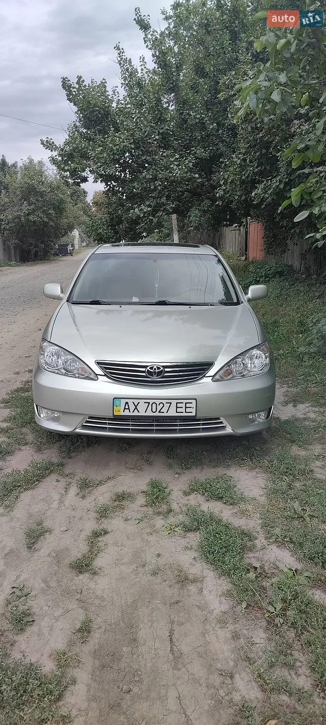 Toyota Camry, 2005