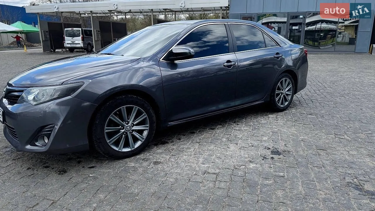 Toyota Camry, 2014