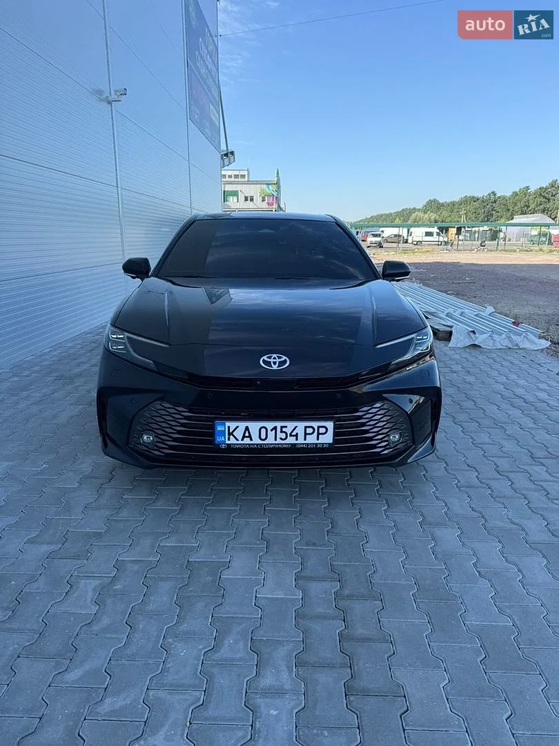 Toyota Camry, 2024