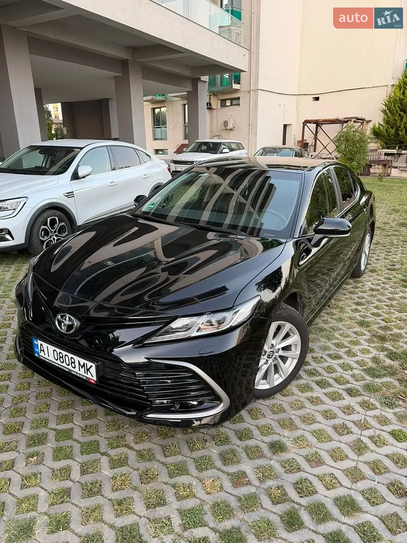 Toyota Camry, 2023