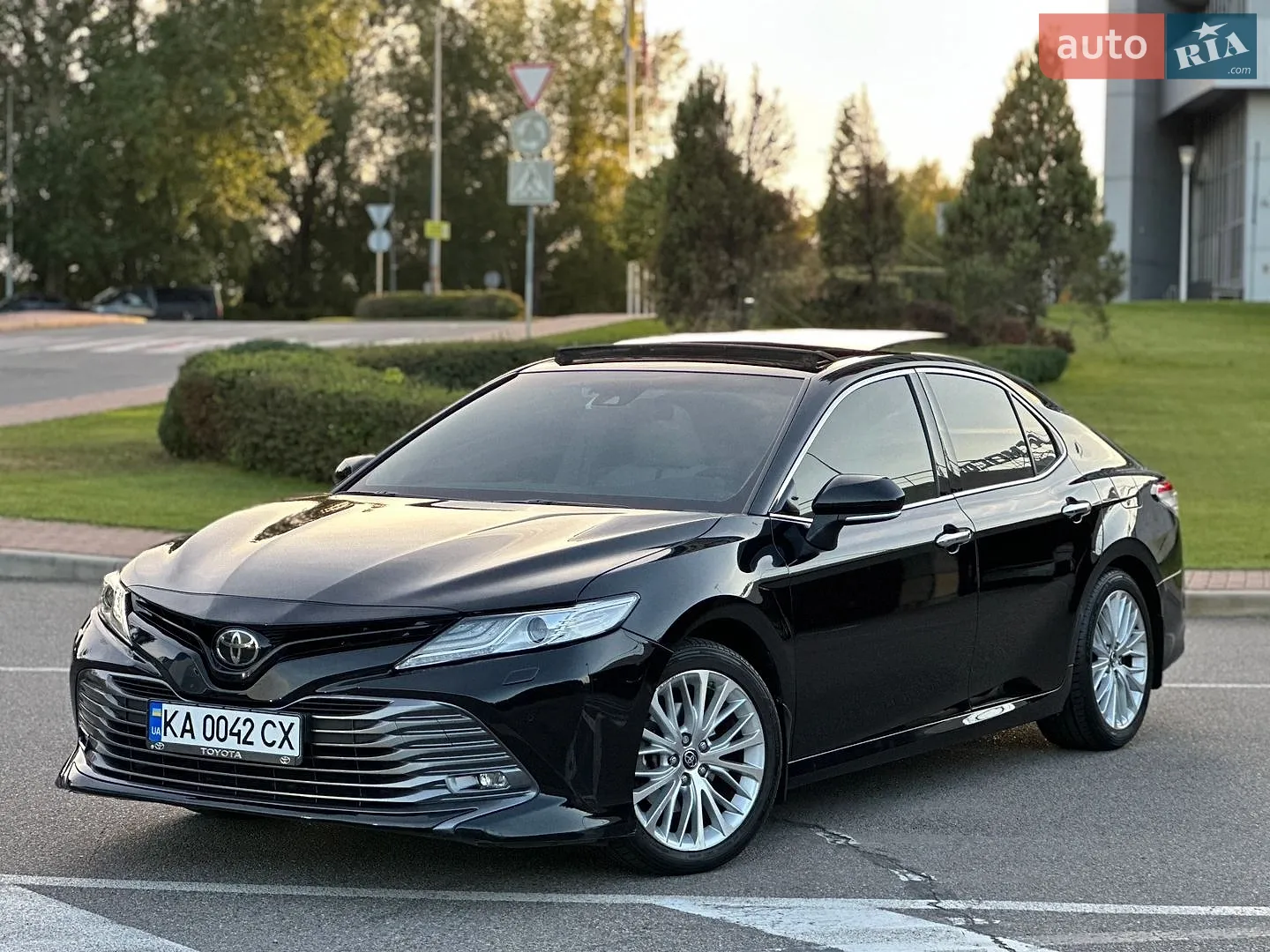 Toyota Camry, 2019