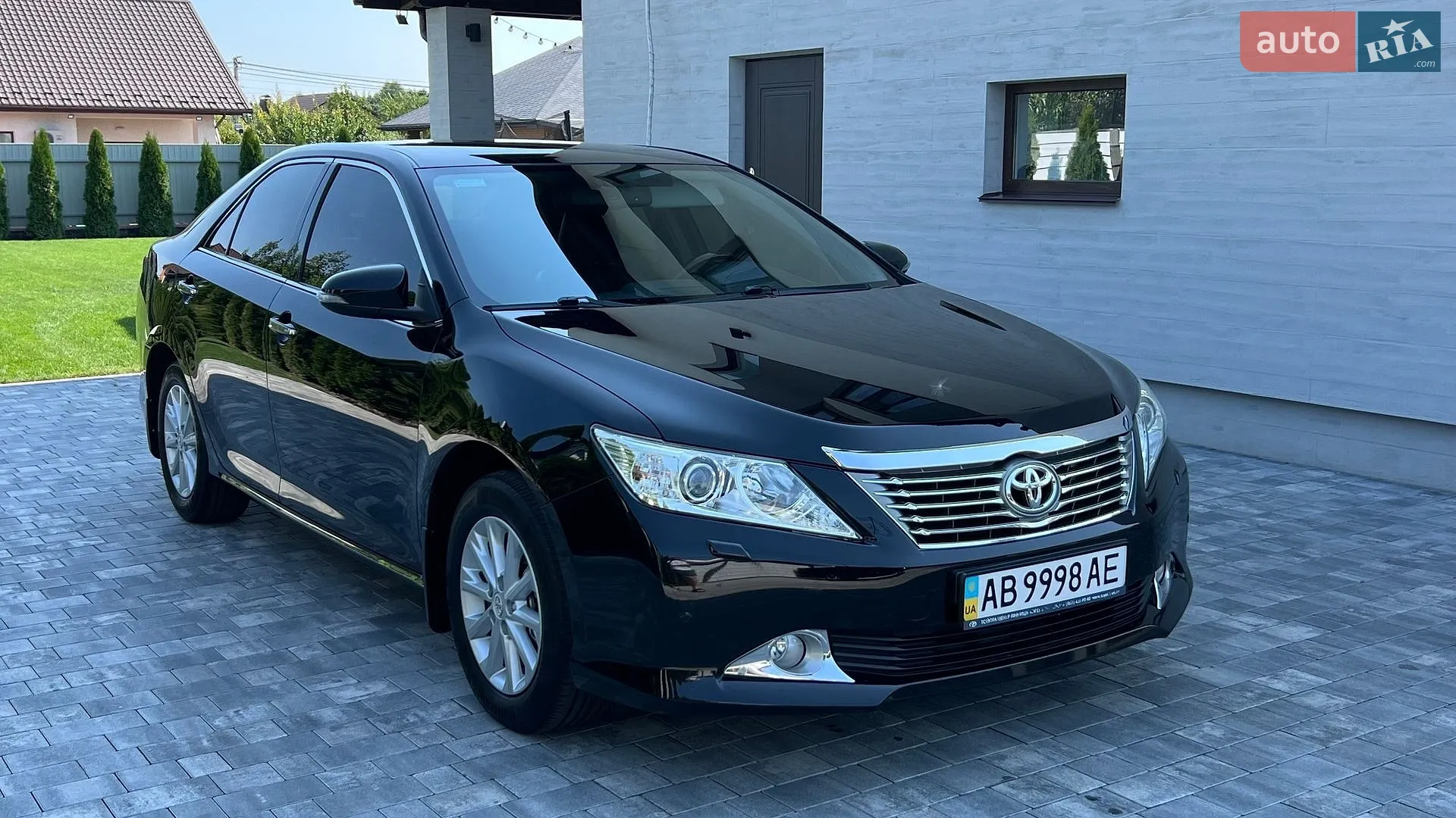 Toyota Camry, 2011