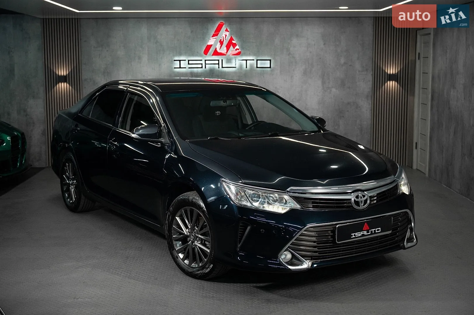 Toyota Camry, 2016