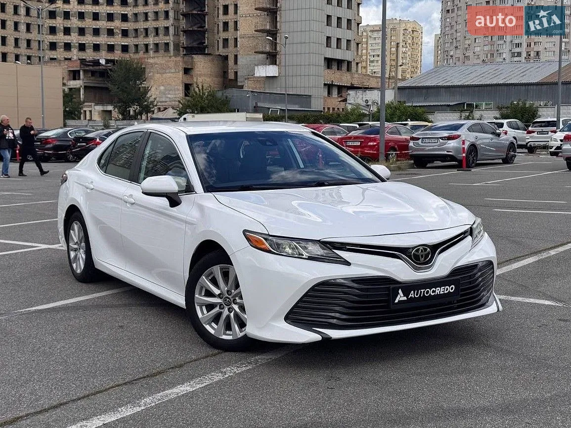 Toyota Camry, 2020