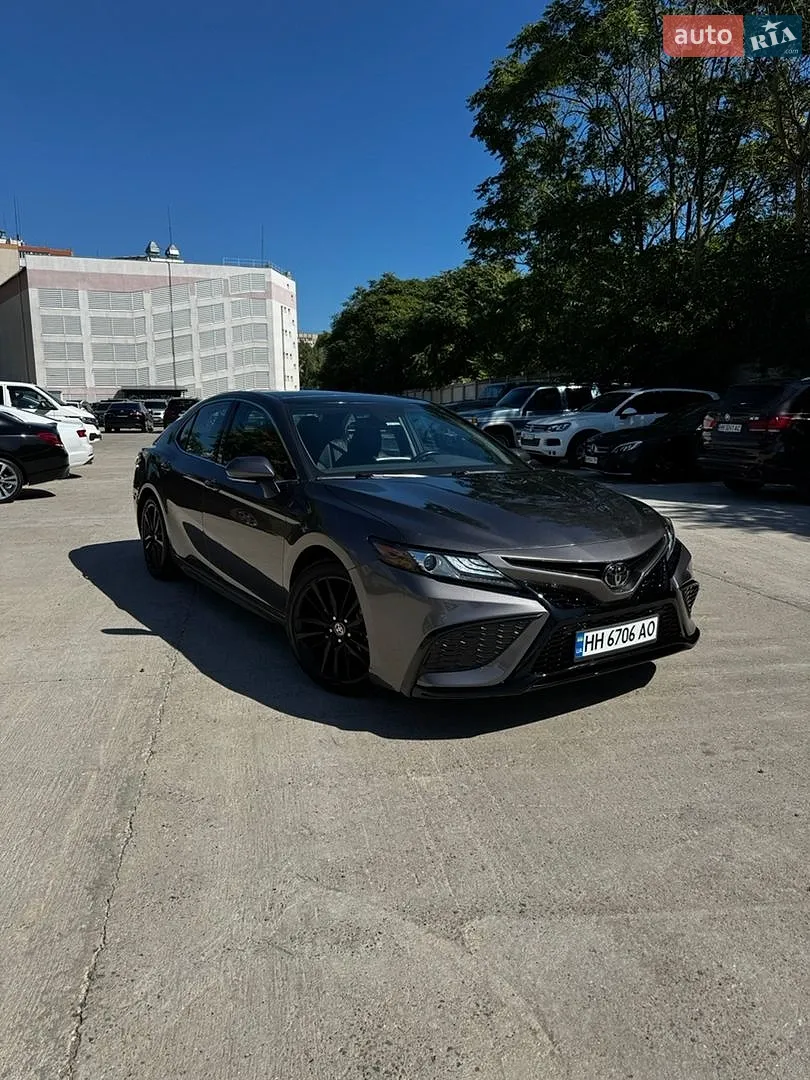 Toyota Camry, 2023