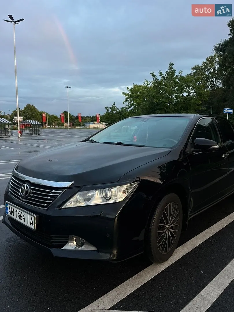 Toyota Camry, 2011