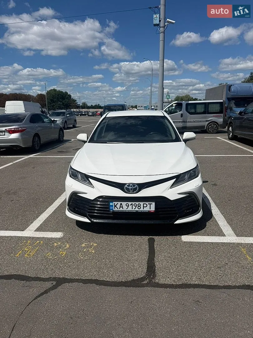 Toyota Camry, 2021