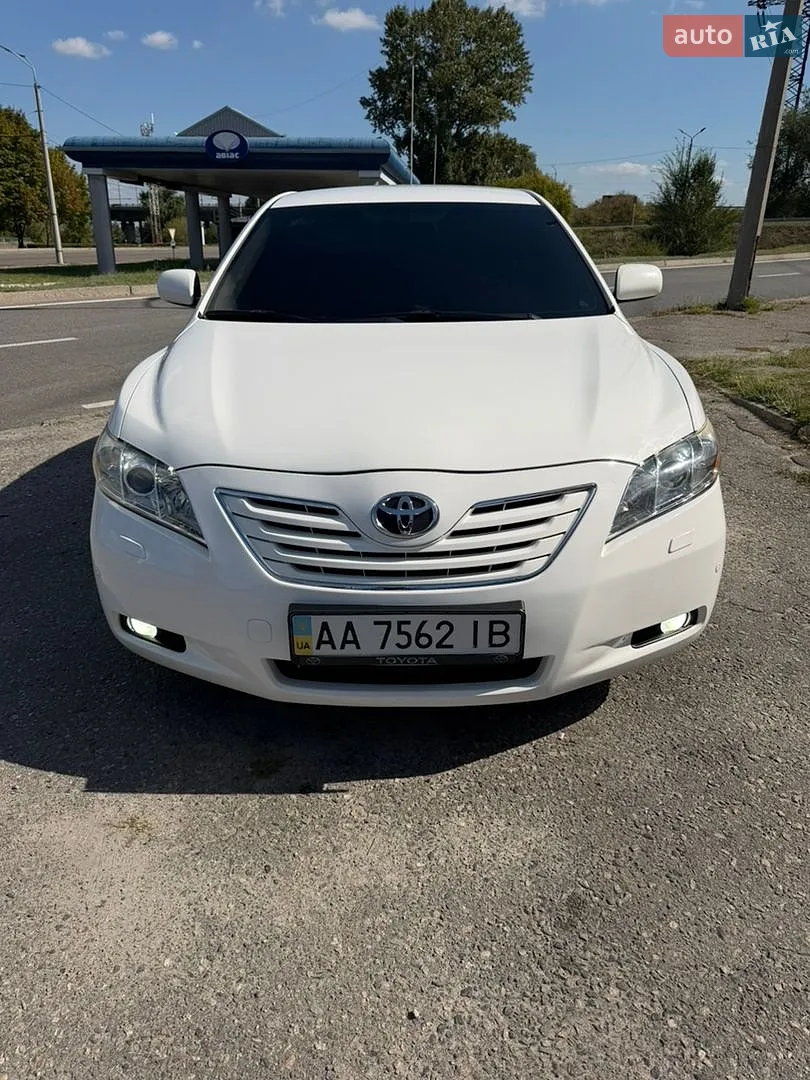 Toyota Camry, 2008