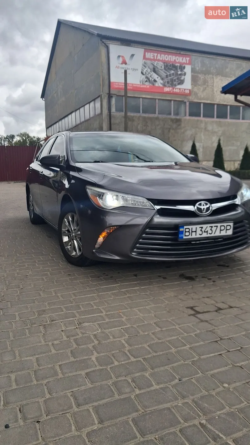 Toyota Camry, 2015