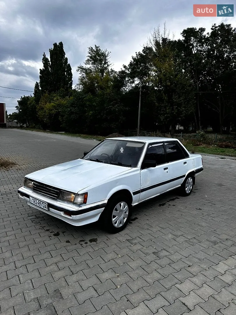 Toyota Camry, 1985