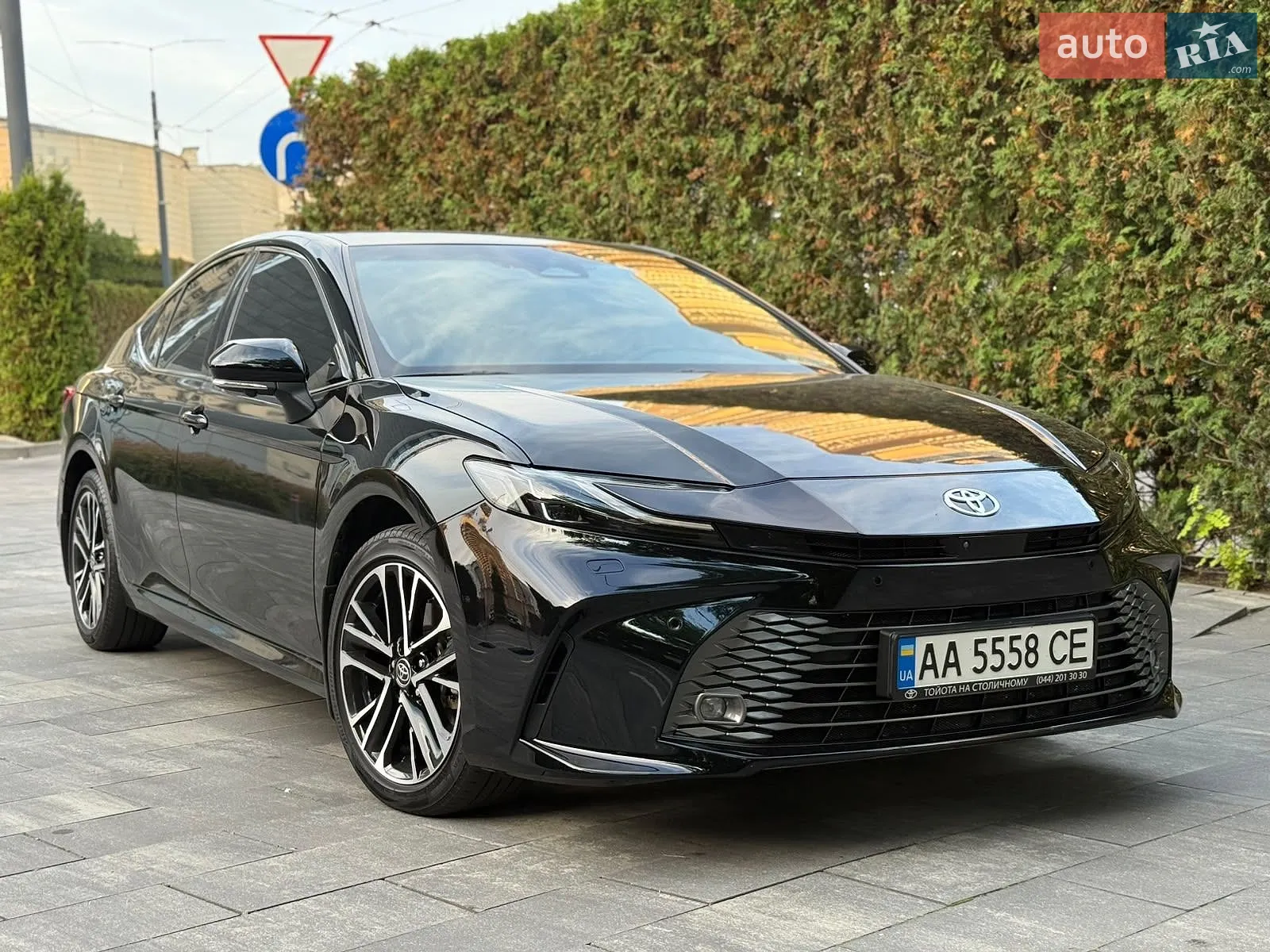Toyota Camry, 2024