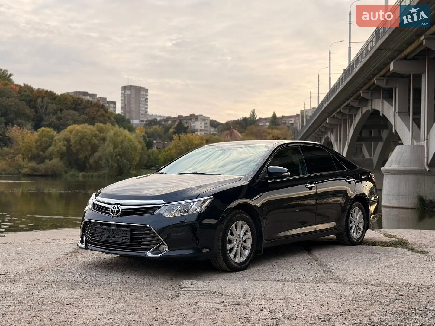 Toyota Camry, 2015