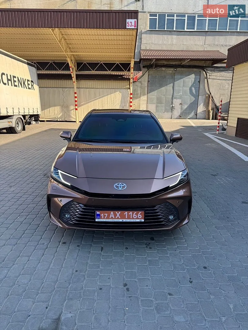 Toyota Camry, 2024