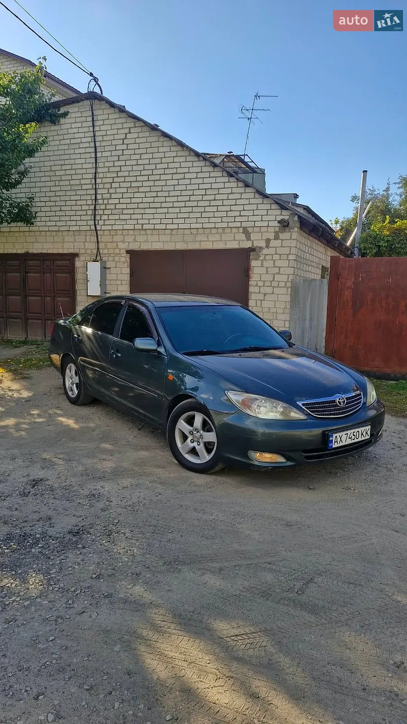 Toyota Camry, 2003