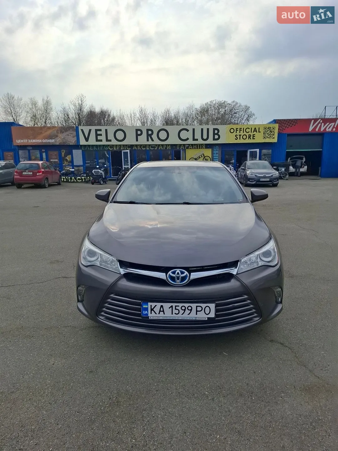 Toyota Camry, 2016