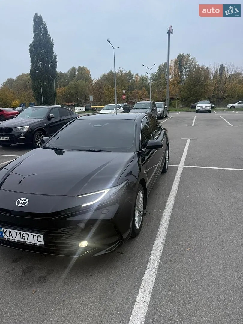 Toyota Camry, 2024