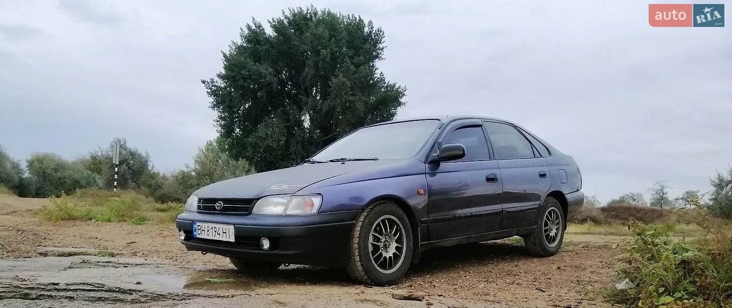 Toyota Carina E, 1995